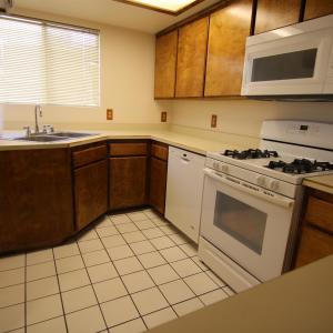 10710 El Camino Real #6 Condo - 2 Bedrooms, garage, washer, dryer hookups