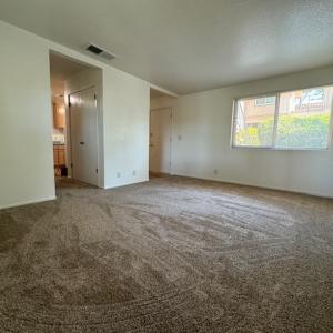 5525 Capistrano - 1 Bedroom Single Level Condo