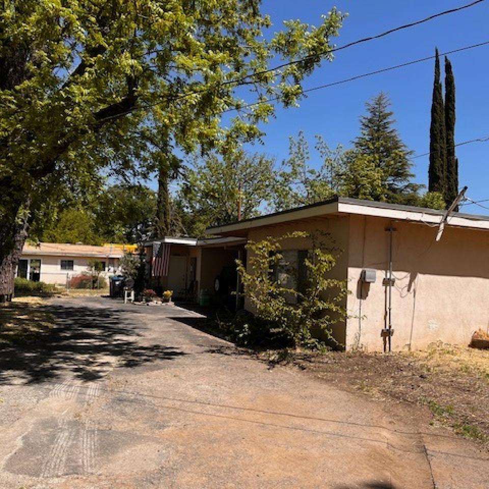 16157 Walnut - 1 Bedroom, 1 Bath Duplex with carport