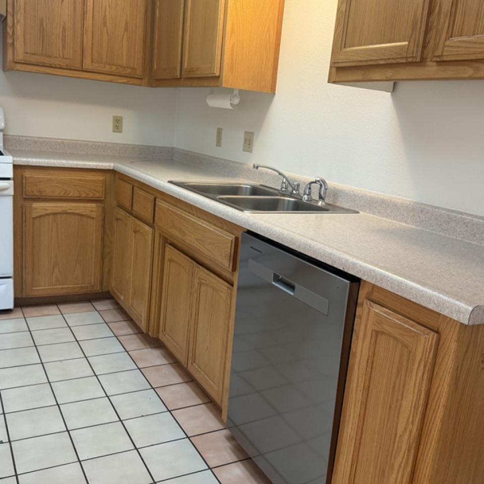 7408 Santa Ysabel #E - 2 Bedrooms + wash, dry hookups, garage