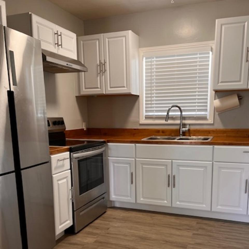 9165 San Gabriel Road - Single Home