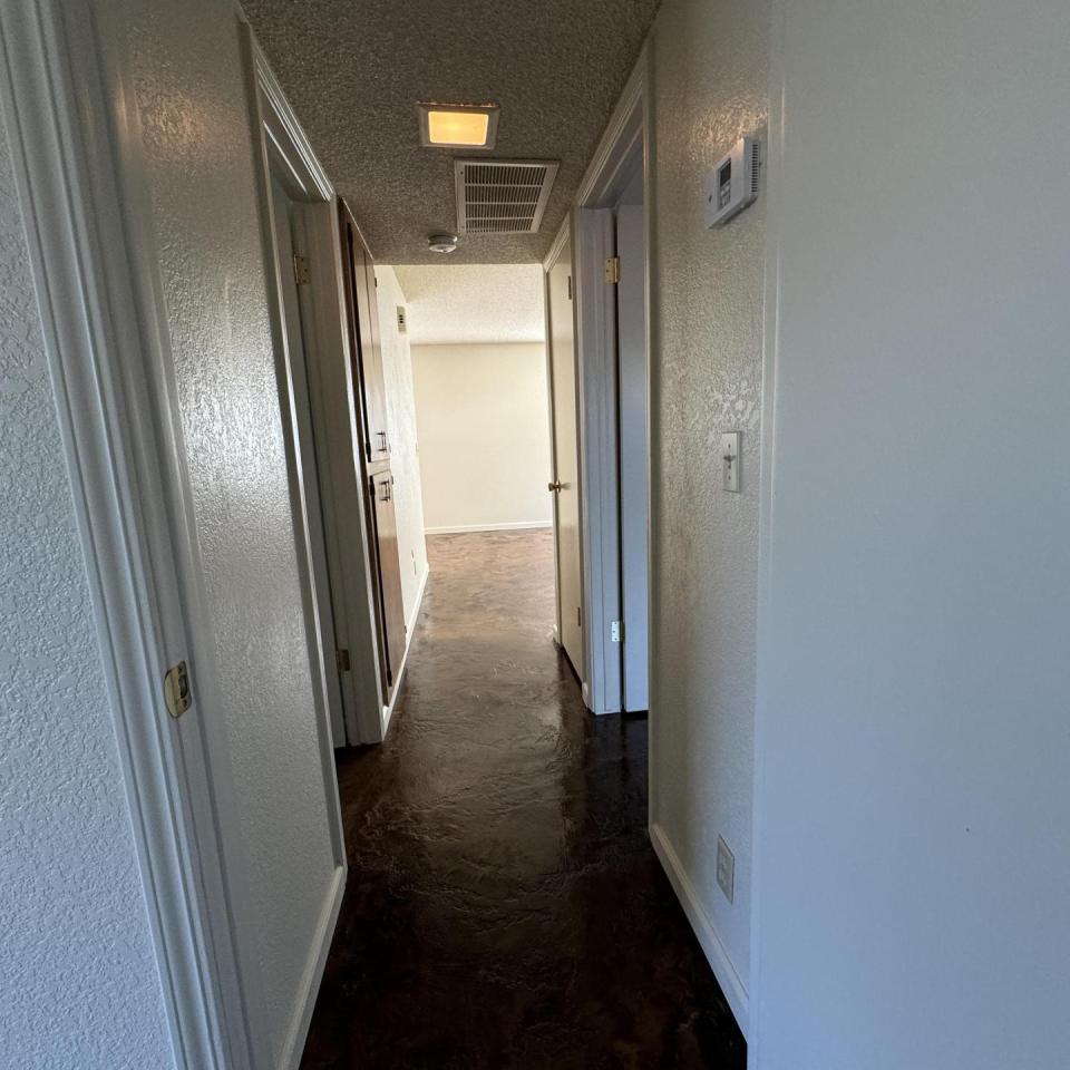 6305 Marchant #F - Great Apartment with Indoor laundry hookups!