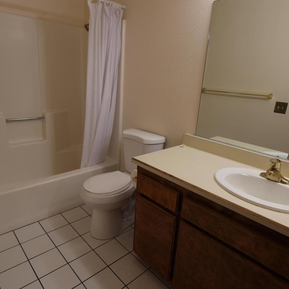 10710 El Camino Real #6 Condo - 2 Bedrooms, garage, washer, dryer hookups