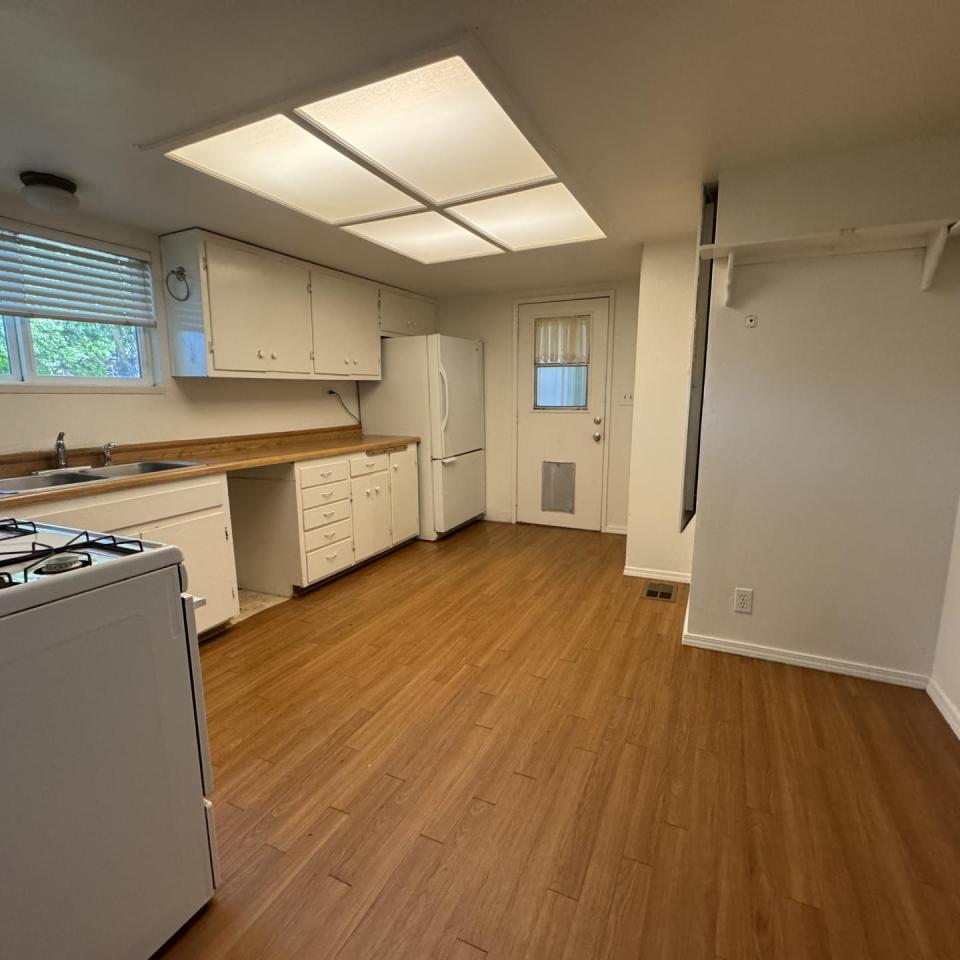 9502 Yerba Buena, Santa Margarita