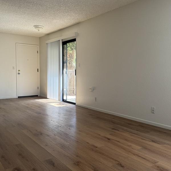 7255 Santa Ysabel #D - 2 Bedrooms