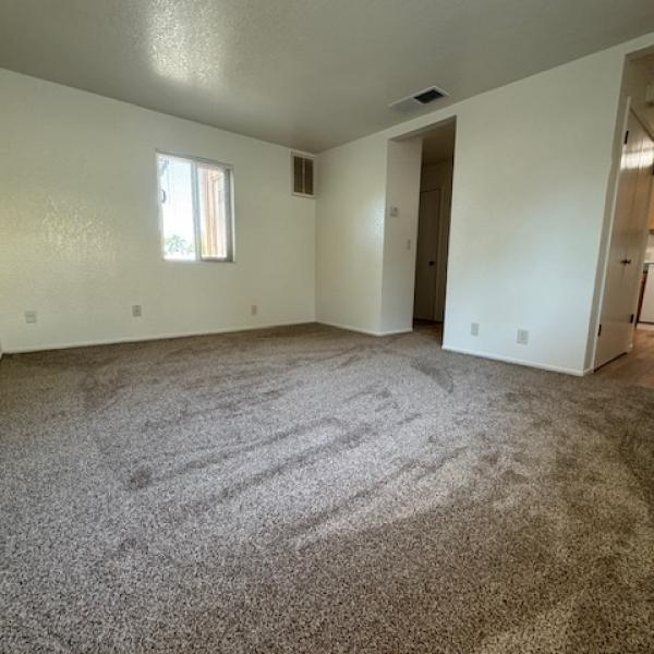 5525 Capistrano - 1 Bedroom Single Level Condo